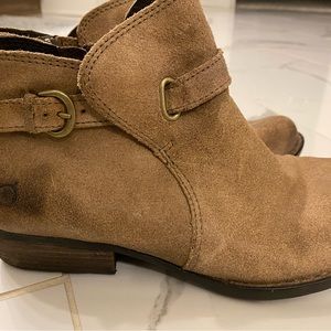 Born Jem D38617 Tan/Taupe Booties Size 8.5M